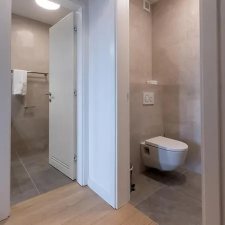 Mark's Place Luxury With Free Private Garage