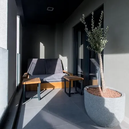 Mark's Place Luxury With Free Private Garage Apartment Zadar